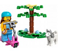 LEGO City Wybieg dla psów i hulajnoga (30639)